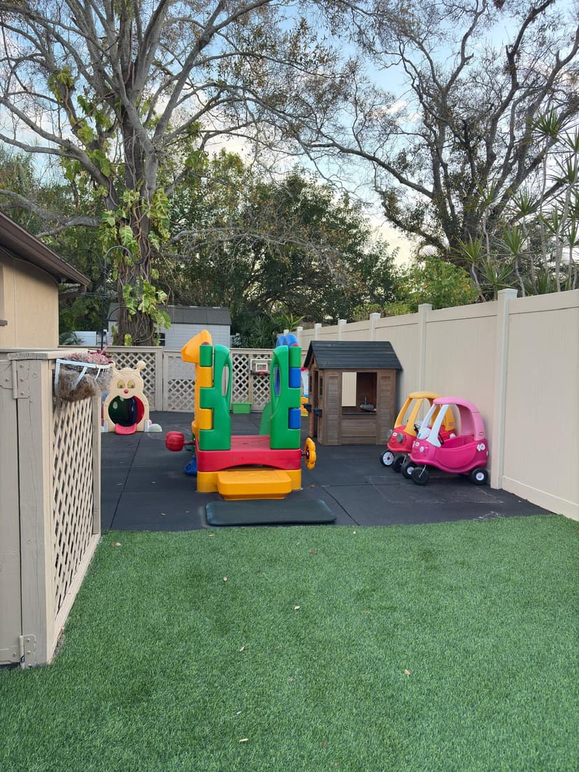 Chamitos daycare photo 6